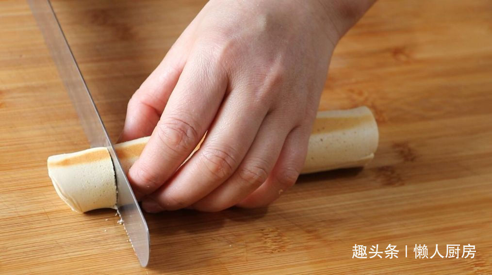 成功|不用烤箱,不用电饭锅,这是用平底锅就能做的蛋糕卷,一次性成功