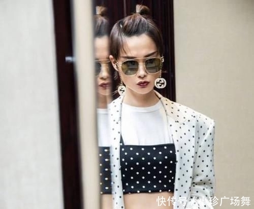  未来|姐姐的马甲线比我未来还鲜明，李宇春曾可妮撩人，谢娜励志哭