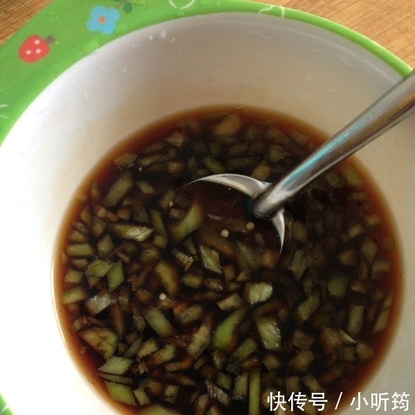 上桌|豆腐这样做最美味,教你这个新吃法,嫩滑鲜美,上桌几分钟被吃光