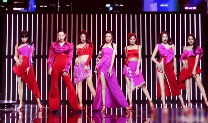 李斯丹妮组|《浪姐》五公团战,李斯丹妮全员晋级,480高票实至名归