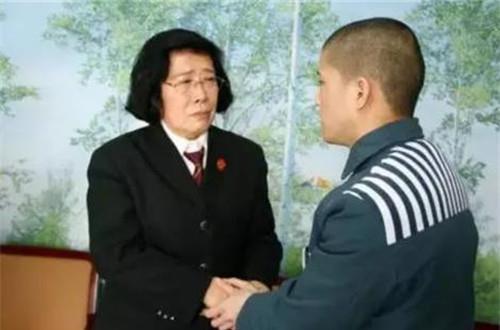 出狱|高考状元抢银行入狱10年,出狱又考上985名校,当年发生了什么?