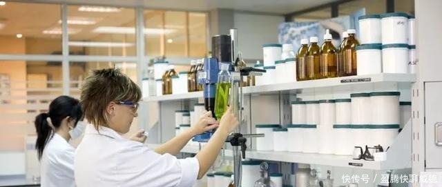 细纹|针对细纹、水肿、黑眼圈,眼霜到底有用吗?