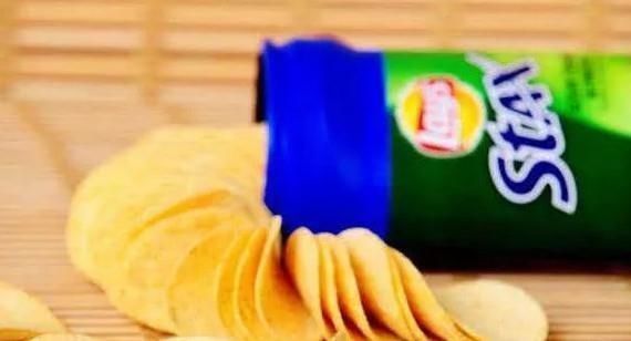 辣条|这5种零食,男孩嘴上说喜欢,其实压根不爱吃,女朋友不要再送了