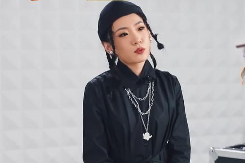  diss|王俊凯做老板不易，节目没开播学员diss导师，核心团队互相质疑