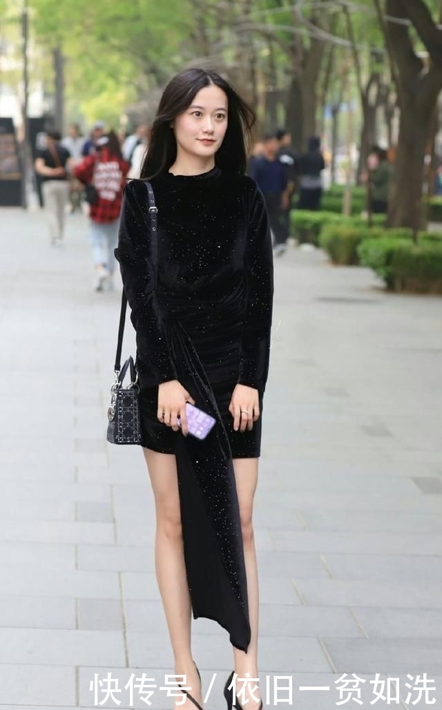 惊喜|街拍:希望我也是某个人翘首以盼的惊喜