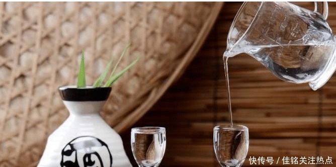 仓库|中国又一尴尬白酒当地的富人才喝,现沦落低价堆仓库无人碰