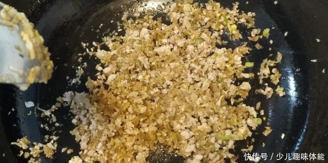 简单|老妈教的美味家常干拌面,做法简单,一看就会,看着就很有食欲