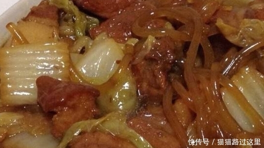 人间|炖一锅家常菜,吃上一口香喷喷,可以说是天作之合之——人间美味