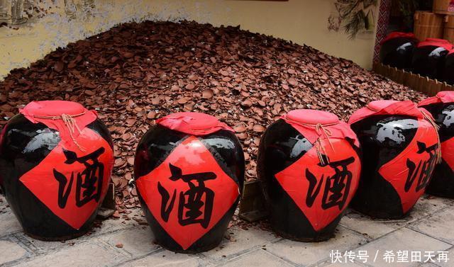 制作而成|喝了半辈子白酒,你知道特曲、头曲、大曲是什么意思吗哪种更好