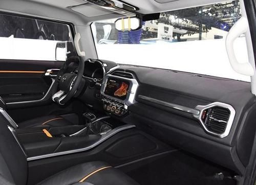 配四驱|东风这次爆发了山寨“普拉多”亮相,配四驱不足13万,途观也凉了