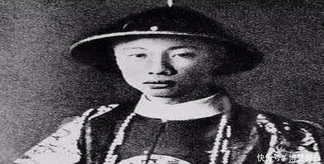 宝贝|老人有个皇帝赐予的宝贝,专家出一万块,老人转手卖了1800万