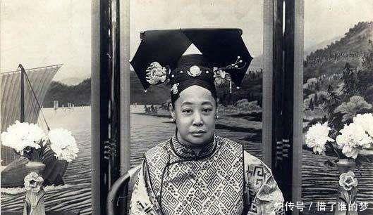 身材|她是光绪帝的妃子，身材粗壮人称“月饼”，死后多年皮肤有弹性！