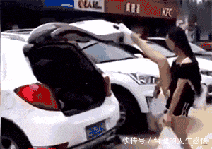 不适|搞笑GIF:你还是别做鬼脸了,看得我浑身不适