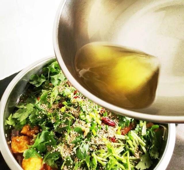  在家|毛血旺在家做的，这是一道真正的菜，全家都可以吃！