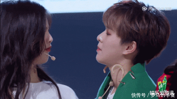  孟美岐|这档节目有剧本，晋级让人很意外？孟美岐发愣，杨超越被强行鞠躬