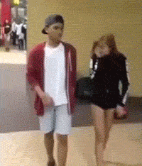 姑娘|搞笑GIF:这姑娘,你也太搞笑了!照的不错!