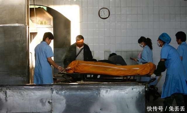 狠心|美女“护士”人好多金，却被男友狠心抛弃，知道原因让人尴尬