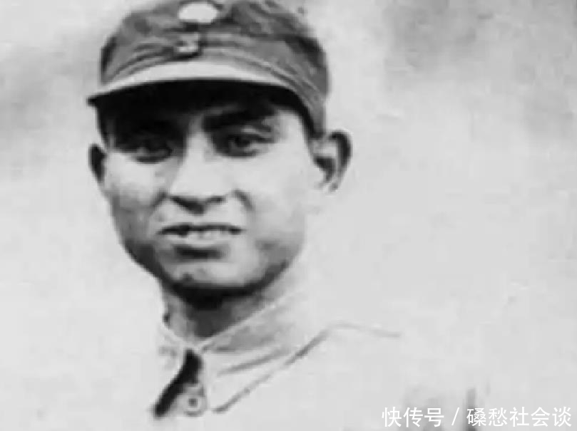 国军|国军将领起义后欲被遣散回家，坚持留下后任参谋长，辅佐5位元帅