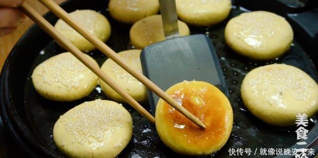 地瓜叶|红薯花样吃法,蒸煮炸炖都不如这样煎着吃,夹心流糖怎么都吃不够