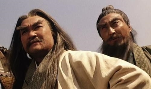 隐藏|倚天中有一位隐藏的高手, 玄冥二老师承此人, 张三丰打不过他!