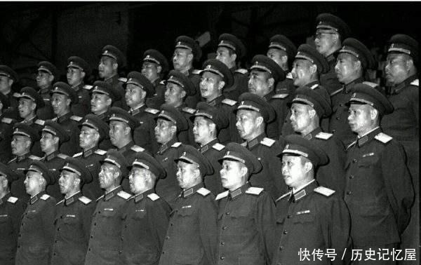 并列第一|57位开国上将中,哪个姓氏最多,这两个并列第一