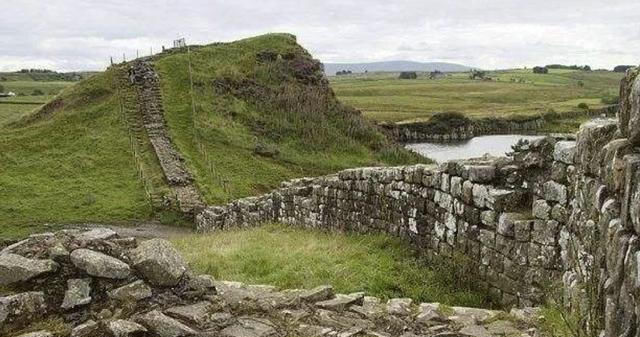 检查|博物馆检查垃圾堆,发现古罗马“皮老鼠”,牵出罗马入侵英国历史