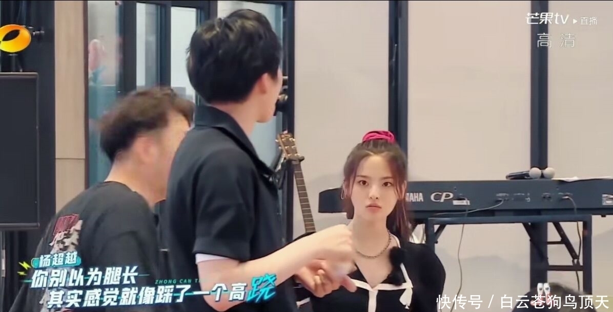  常驻|《中餐厅4》喧宾夺主，常驻嘉宾毫无存在感，飞行嘉宾抢镜吸睛