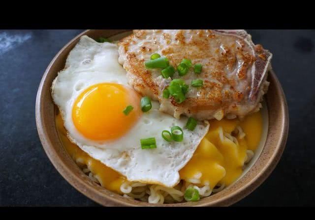 大上|方便面这样吃,立刻变身高大上美食周末在家做起来