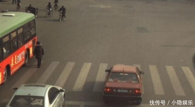  车主|不小心闯红灯后，车主们可以这样做