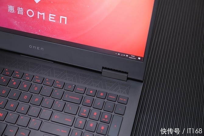 无惧|搭载十代酷睿移动版标压处理器的暗影精灵6 低调开黑 无惧挑战