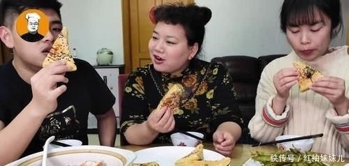 不水|香蕉里加入3个鸡蛋,居然这么好吃,不油炸不水煮,上桌瞬间扫光