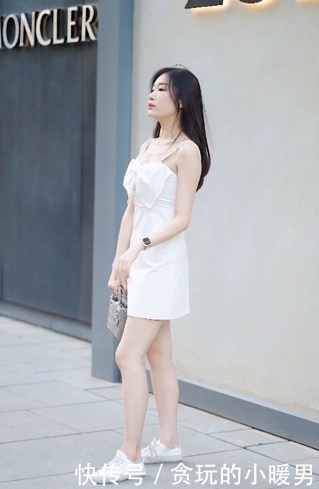 设计|小姐姐的“大蝴蝶”,简单又时尚,这才是青春该有的样子