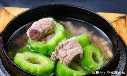 鲜肉|秋天炖排骨,别只会放萝卜块,换成“它”,汤鲜肉嫩,清热又润肺
