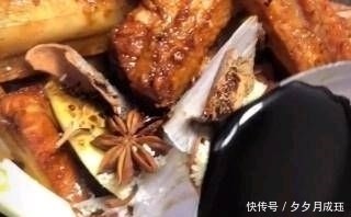 简单|排骨就是这样。营养丰富，味道鲜美。很简单。太好吃了。今晚，米饭不够