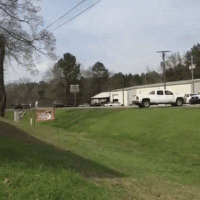 苹果|搞笑GIF：弟弟每天都会给姐姐洗苹果吃