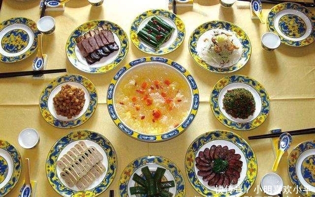 酒燃|博山豆腐箱：水漫金山塔层层，酒燃宝箱烈焰蒸，充满乡愁的一道菜