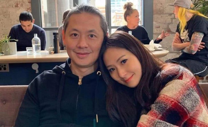 巨债|身欠210亿巨债，却依然过着穷奢极欲的生活，后被父亲送进监狱