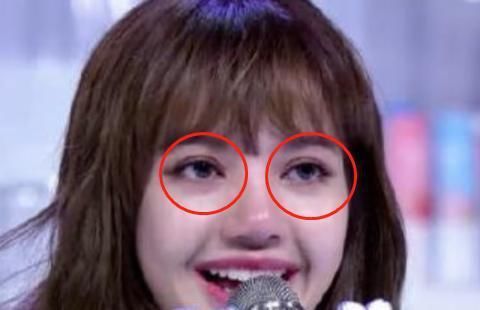  表情|Lisa节目上崩溃大哭，蔡徐坤一个表情瞬间哄好，是认真的吗