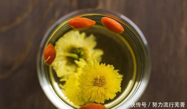 黄曲霉毒素|转告家人这种水果堪称“毁肝王”,早该拉入黑名单,趁早管住嘴