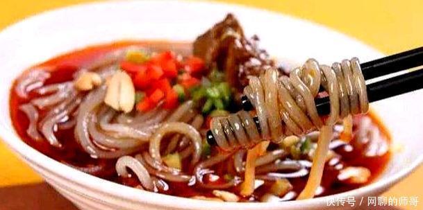 好吃|自制酸辣粉,红薯粉爽滑的口感把酸辣一起带入胃中,太好吃了