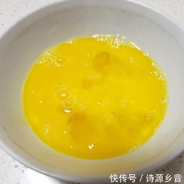  豆角|眉豆角炒米，意想不到的美味，简单易做