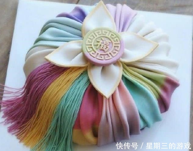 真假|男生网评“最辨真假”的蛋糕,图一不忍下口,看看图四逗我呢