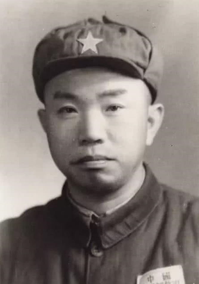 晋冀豫军区|两人同在一个军区,后来副司令员被授予大将军衔,而司令员只是中将