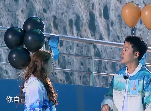  黄磊|贾乃亮因祸得福，被黄磊张艺兴淘汰是好事，如果对战热巴才真糟糕