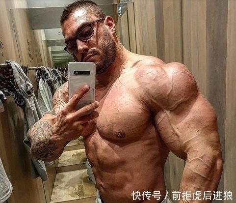 健美的人|美国男子10年健身练出夸张身材,肌肉发达,被称真人版教科书