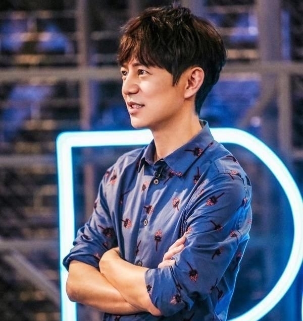 大概|何炅大概是综艺指南针只要是他参加的综艺就没有烂片一说