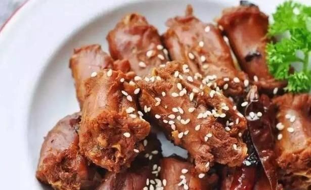 夏日|无论是夏日炎炎,還是略微凉飕飕的初春,这道麻辣鸭脖一定要学好