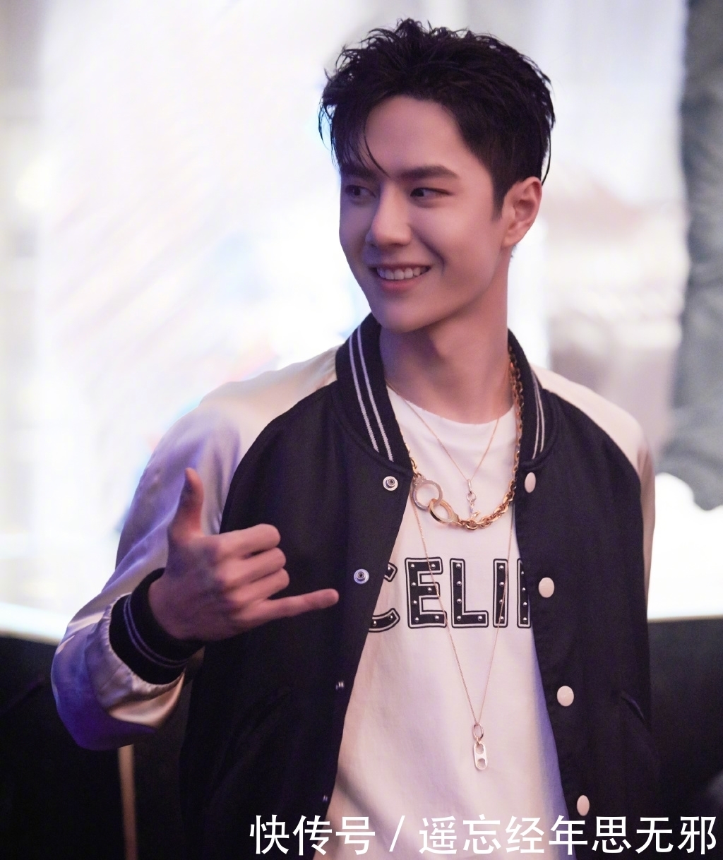  王一博|节目里摔椅子、抛滑板……王一博A爆之后的下一秒……才是神反应啊！