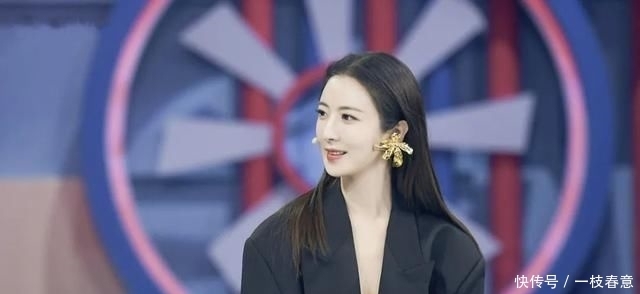 摆渡|贫穷限制了想象!薇娅豪车了解下,光一辆“摆渡车”就看“懵”了