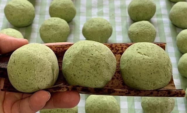 冷水|艾叶糍粑你做对了吗?别用冷水还是热水和粉都分不清哟